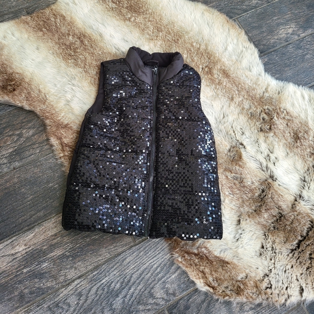 Sequence black vest child size M 7/8